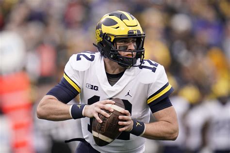 Michigan Quarterback Cade Mcnamara Enters Transfer Portal Ap News