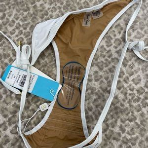 Beach Bunny Swim Nwt Beach Bunny Hard Summer Bikini Set White Xs Triangle Top Tie Side
