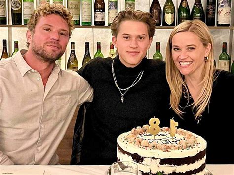 All About Deacon Phillippe Reese Witherspoon And Ryan Phillippe S Son