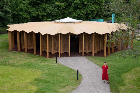 Serpentine Pavilion La Convivialit Secondo Lina Ghotmeh Foto