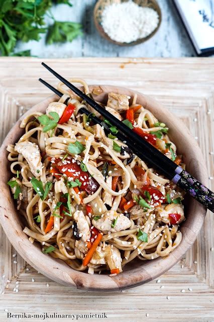 Chow mein z kurczakiem Bernika mój kulinarny pamiętnik