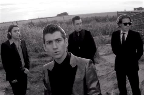 Arctic Monkeys Lança Clipe Para “one For The Road” Monkeybuzz