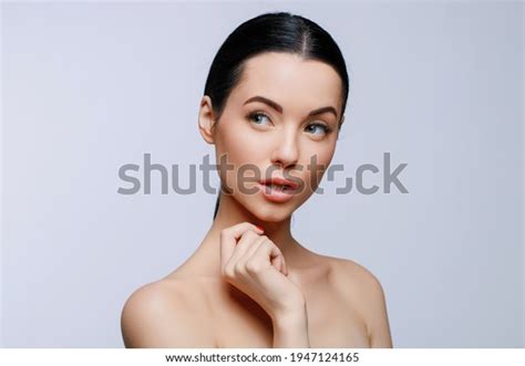 Portrait Model Natural Nude Make Bare Stock Photo 1947124165 Shutterstock