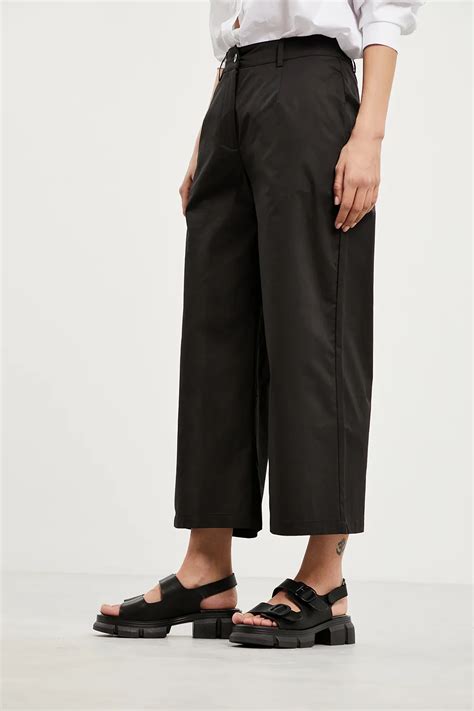 Брюки-кюлоты Neohit 625077003 цены в Москве, купить одежду, каталог ...