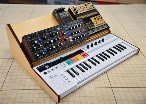 Keystep Pro stand : r/synthesizers