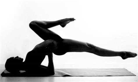 These Naked Yoga Photos Are Absolutely Stunning Doyou