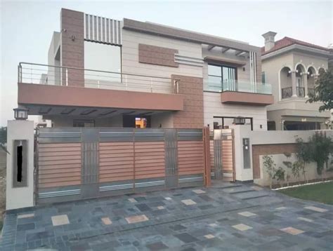 Kanal Beautiful Lavish Bungalow For Sale Lahore Dha Defence Id