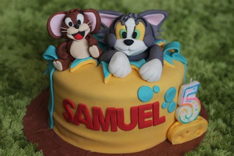 CoMeLiCiOuS: Tom n Jerry Cake