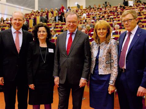 Mhh Feiert Jubiläum Mit Einem Festakt 50 Jahre Medizinische