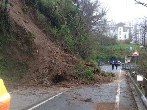 Genova Frana Sul Turchino Chiusa La Strada Statale A Fado