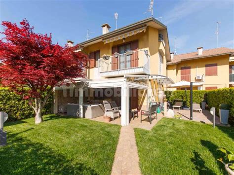 Vendita Villa A Schiera In Via Privata Monte Generoso 2 Arese Ottimo