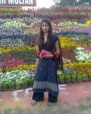 Safa BEAUTIFUL PAKI BABE NUDE SELFIE PICS LEAKED Porn Pictures XXX Photos Sex Images 3790056