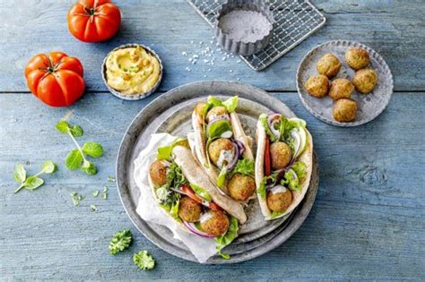 Falafel Kichererbsen Bällchen im Pita Brot snackconnection