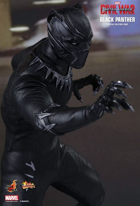 Black Panther Aus Dem Film Captain America Civil War Von Hot Toys Mms363