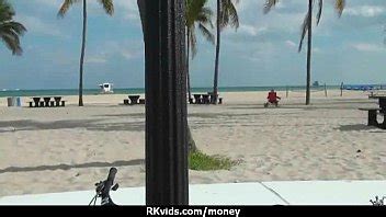 apretada se folla a un hombre frente a la cámara por dinero en efectivo 11 XVIDEOS