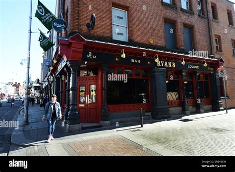 Ryans Bar Hi Res Stock Photography And Images Alamy