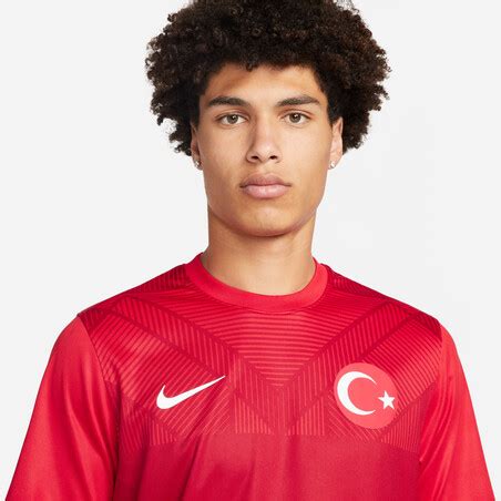 Maillot Turquie extérieur 2022 sur Foot fr