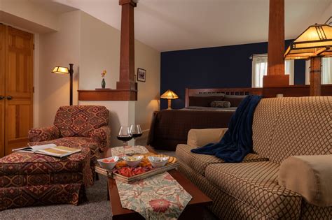 One Of The Best Deep Creek Lake Hotels For Romance 2023