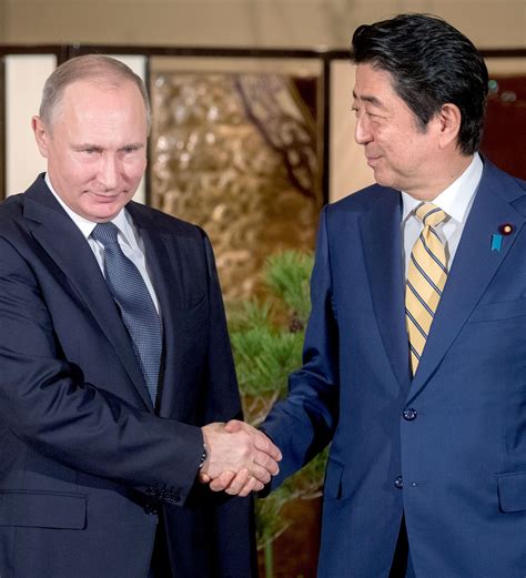 米メディア、日本がロシアとの平和条約を求める理由を語る 2016年12月16日 Sputnik 日本