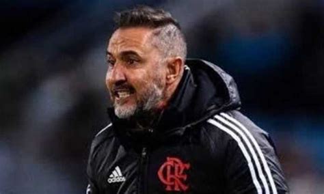 Flamengo Demite T Cnico V Tor Pereira E Pagar Multa De R Milh Es