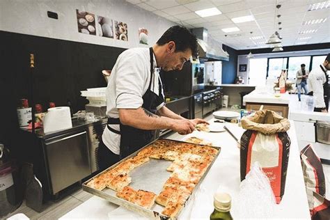 La Farina Vera Napoli Di Molino Vigevano Per Una Pizza D Asporto Sempre