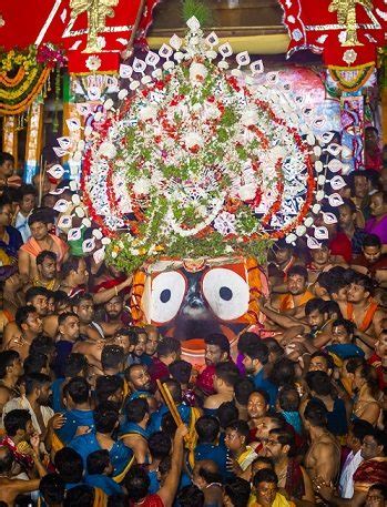 pictures niladri bije lord jagannath sibling deities return