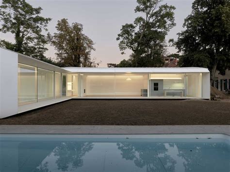 large  story  shaped house great compositions   shaped house