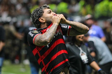 Afastamento X Promessa De Jogo Na Torcida Diretoria Do Flamengo E