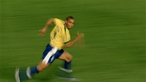 R9 Haircut 2002 / Ronaldo finally reveals why he got that hideous haircut ... : Everything about ...