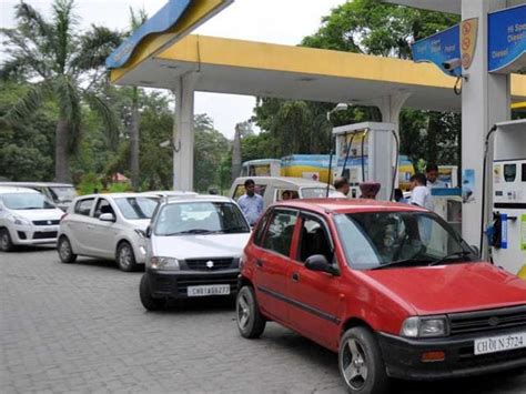 Commuters Hit As Petrol Pump Dealers Go On Strike In Haryana