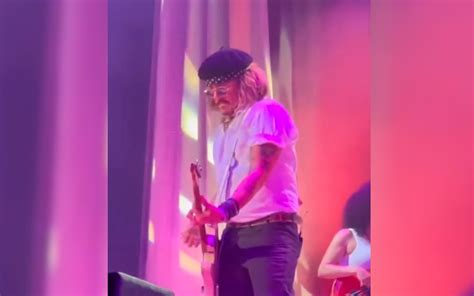 Video Johnny Depp Tocó En Concierto A La Espera De Veredicto