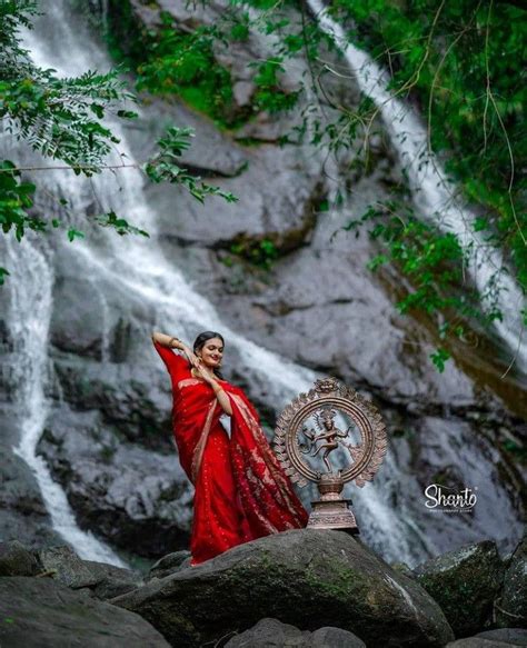 നൃത്തകി | Indian classical dancer, Bharatanatyam poses, Silhouette ...