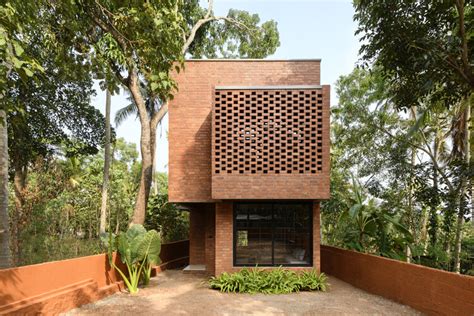 Casa Estrecha De Ladrillo Srijit Srinivas Architects Archdaily México