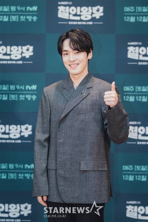 Chosun Online 朝鮮日報 キム・ジョンヒョン、騒動乗り越え独立映画で復帰