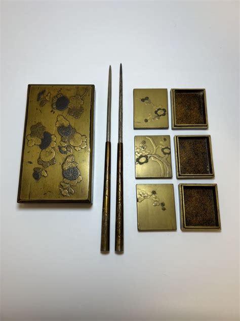 【やや傷や汚れあり】高級香道具一式 時代蒔絵『菊梅花草蒔絵 伽羅箱 蒔絵香合 香箸』 香木＊お香＊沈香＊伽羅＊香道＊聞香＊六国五味＊志野流