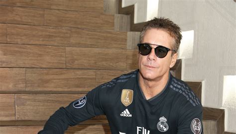 Fernando Carrillo confiesa que ha sufrido de violencia de ex parejas