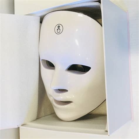 Light Beauty Instrument Facial Mask – MustSELLitNOW.com