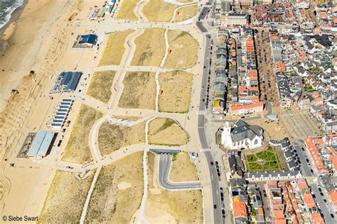 Hybrid Flood Defenses