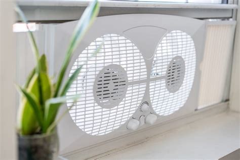 The Best Window Fans: Reviews by Wirecutter | A New York Times Company