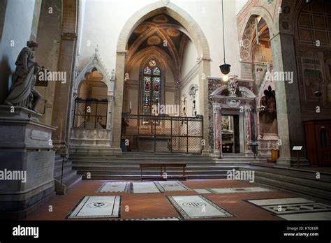 Florence - Basilica of Santa Croce interior Stock Photo - Alamy