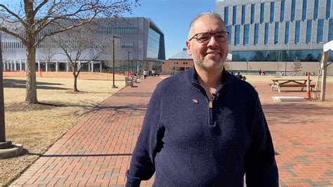 New report highlights Latinx education obstacles