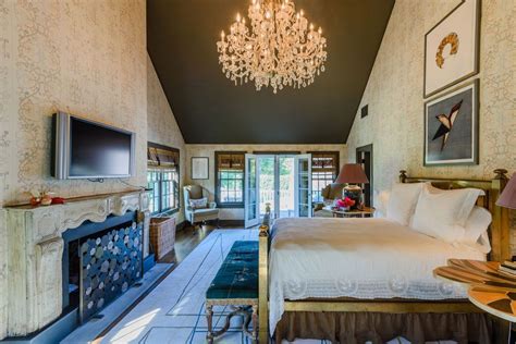 Matt Lauer’s $17 Million Hamptons Estate Is on the Market ...