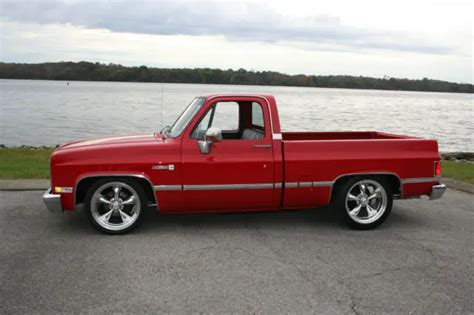 1987 Chevy Gmc C10 R10 Swb Tbi 4 5 5 5 Drop 20x8 And 20x10 Wheels