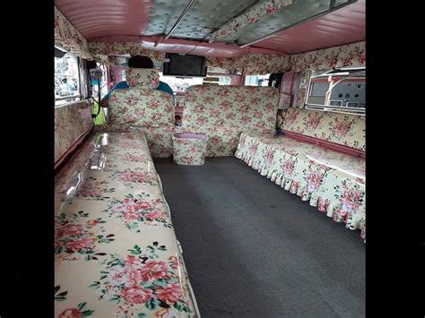 Awesome Jeepney w/ Amazing Interior Design Circulates Online