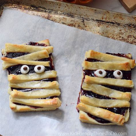 Mummy Handheld Pies For Halloween Kid Friendly Things To Do