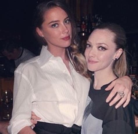 Amanda Seyfried Nude Porn Pics XPicsly