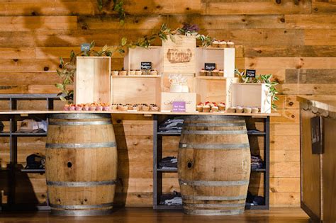 Vineyard Naked Mountain Winery Vineyards Reviews And Photos 2747 Leeds Manor Rd Markham