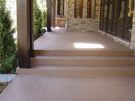 13 Fascinating Concrete Front Steps Makeover Ideas For Curb Appeal Booster Concrete Front