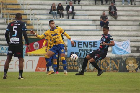 Lajeadense vence o Pelotas e assume a liderança do Grupo B Grupo A Hora