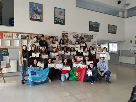 El IES Cañada de la Encina de Iniesta recibe la visita de alumnos